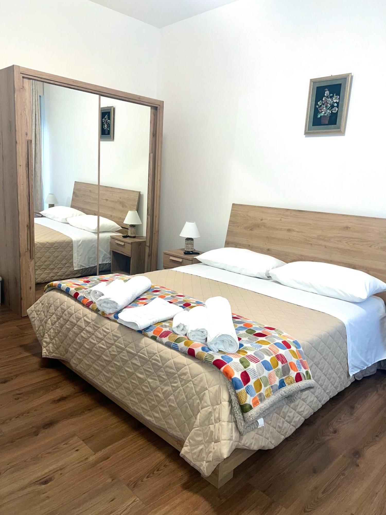 Juliet N - Rental Rooms Werona Zewnętrze zdjęcie