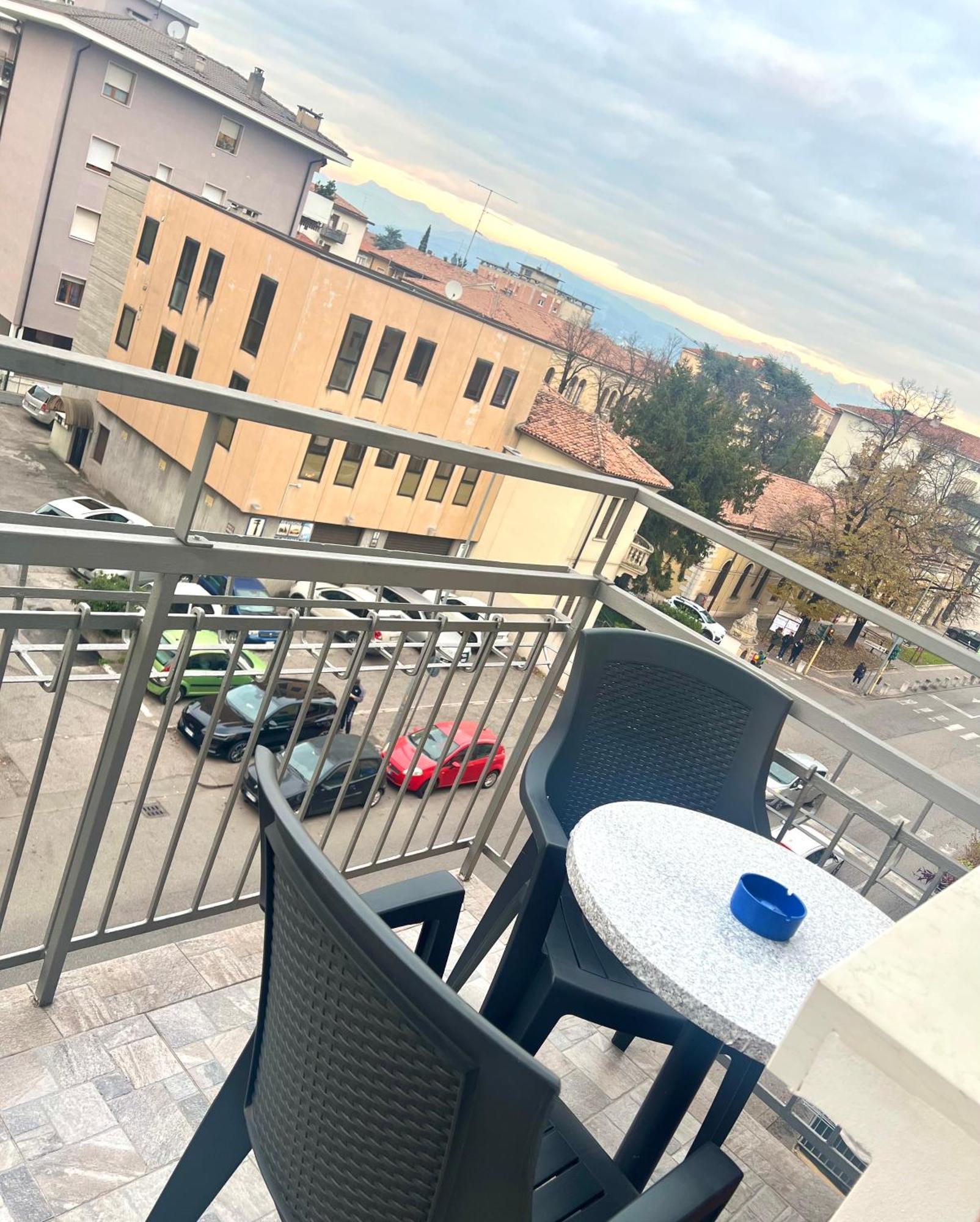 Juliet N - Rental Rooms Werona Zewnętrze zdjęcie